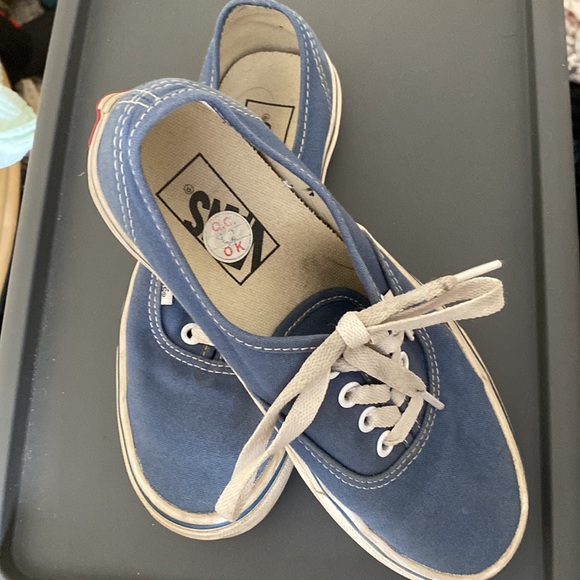 Vans shoes - Picture 2 of 3
